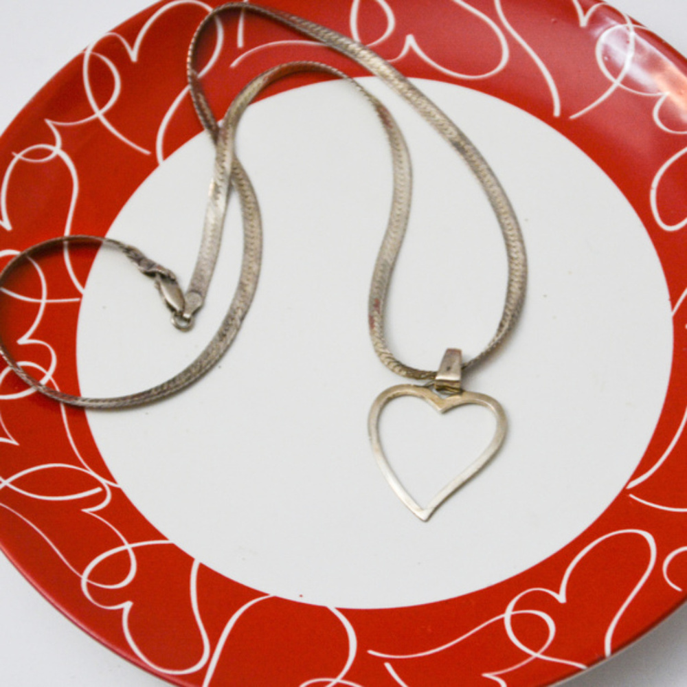 Vintage Sterling Silver Necklace W/Heart Pendant